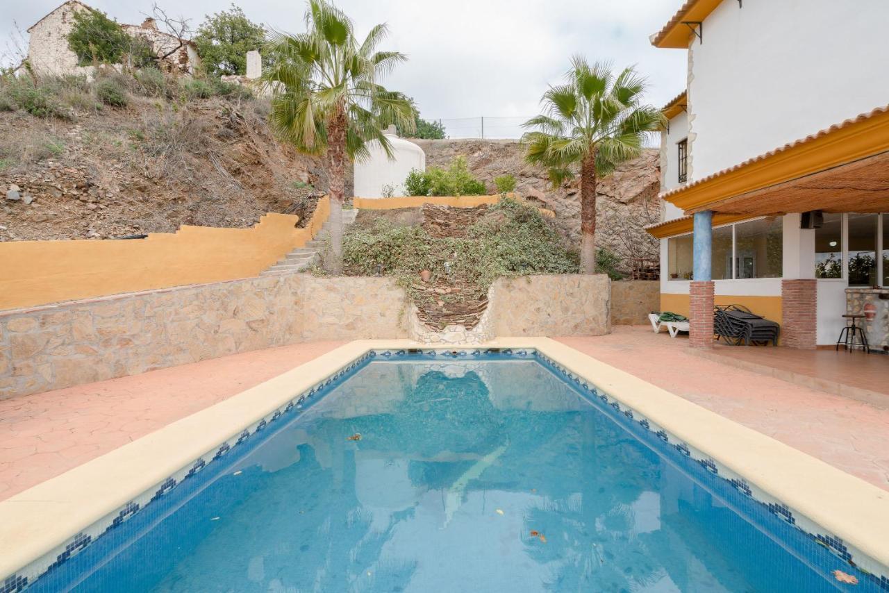 Cortijo La Encina Villa Sayalonga Bagian luar foto